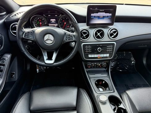 Used 2019 Mercedes-Benz CLA 250 image 13