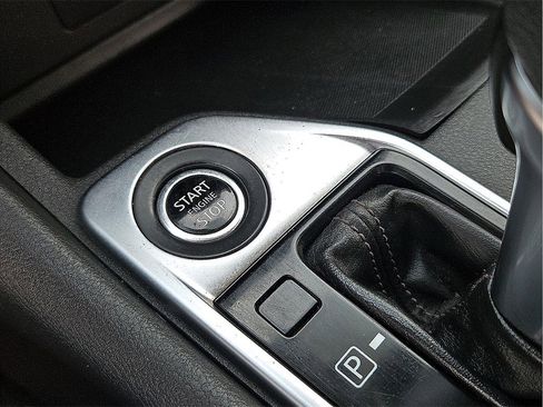 Used 2020 Nissan Sentra S image 16