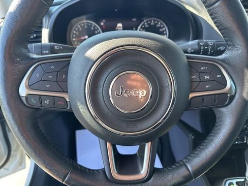 Used 2022 Jeep Renegade Latitude w/ Convenience Group image 8