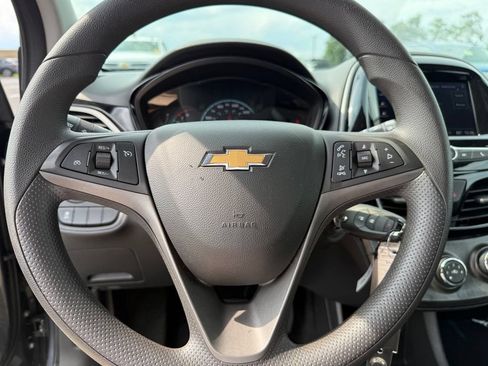 Used 2022 Chevrolet Spark LT FWD image 21