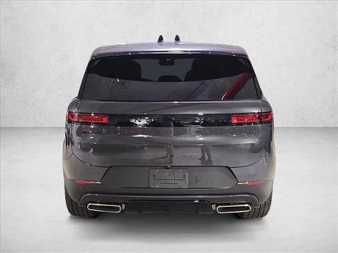 Used 2025 Land Rover Range Rover Sport SE AWD/4WD image 6