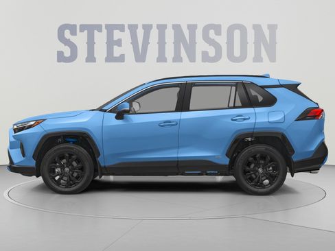 Used 2023 Toyota RAV4 SE w/ Convenience Package AWD/4WD image 3