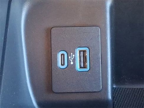 Used 2024 Ford F150 XLT w/ Mobile Office Package image 29