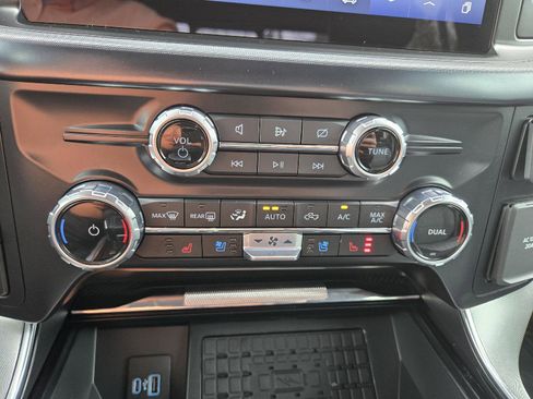 Used 2023 Ford F150 Limited image 48