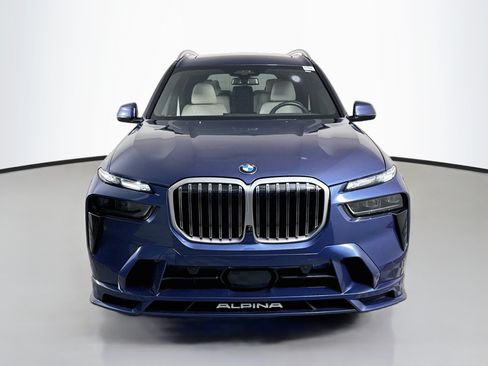 Used 2024 BMW ALPINA XB7 AWD/4WD image 2