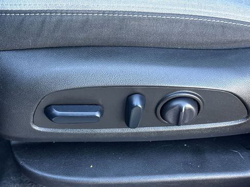 Used 2022 Chevrolet Equinox LT image 26