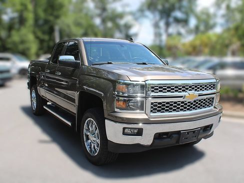 Used 2015 Chevrolet Silverado 1500 LT w/ All Star Edition AWD/4WD image 15