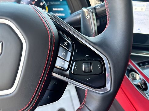 Used 2025 Chevrolet Corvette Stingray Premium Cpe w/ Z51 Performance Package image 18