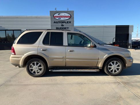 Used 2004 Buick Rainier CXL Plus w/ Sun And Satellite Package AWD/4WD image 1