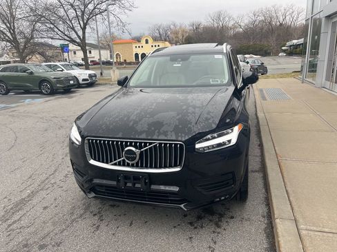 Used 2022 Volvo XC90 T6 Momentum w/ Advanced Package image 54
