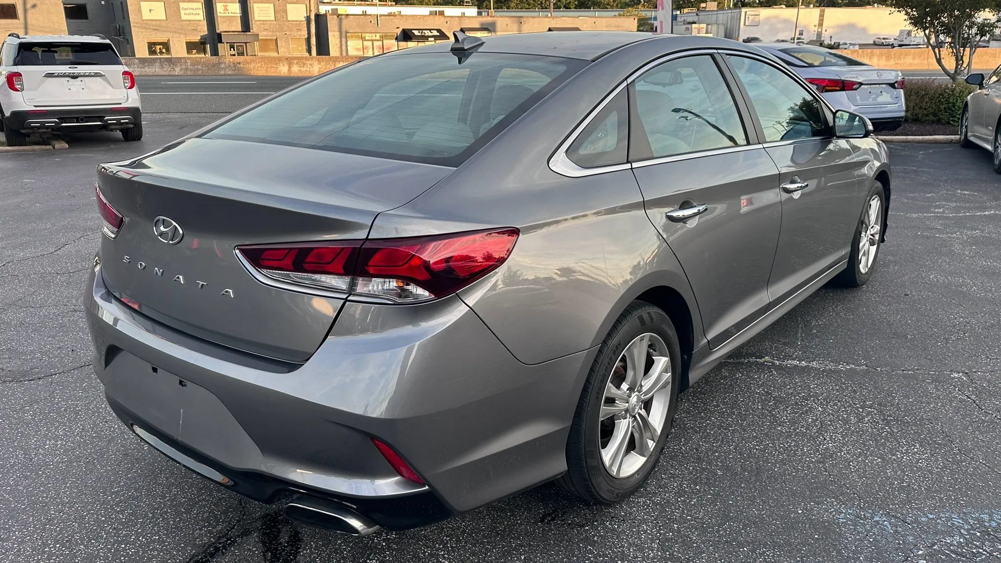 Used 2018 Hyundai Sonata SEL FWD image 6