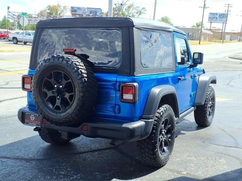 Used 2021 Jeep Wrangler Sport AWD/4WD image 4