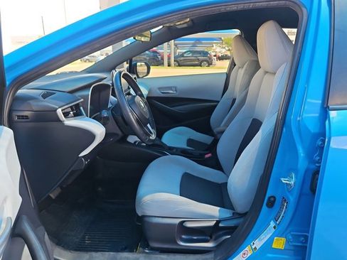 Used 2019 Toyota Corolla SE w/ SE Option Package FWD image 19