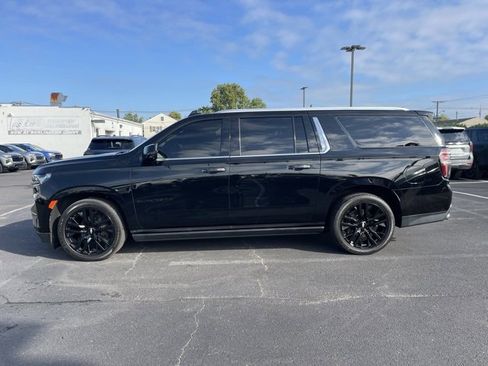 Used 2021 Chevrolet Suburban High Country image 4