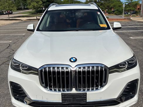 Used 2021 BMW X7 xDrive40i w/ Premium Package AWD/4WD image 7