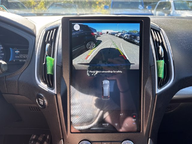 Used 2024 Ford Edge SEL AWD/4WD image 15