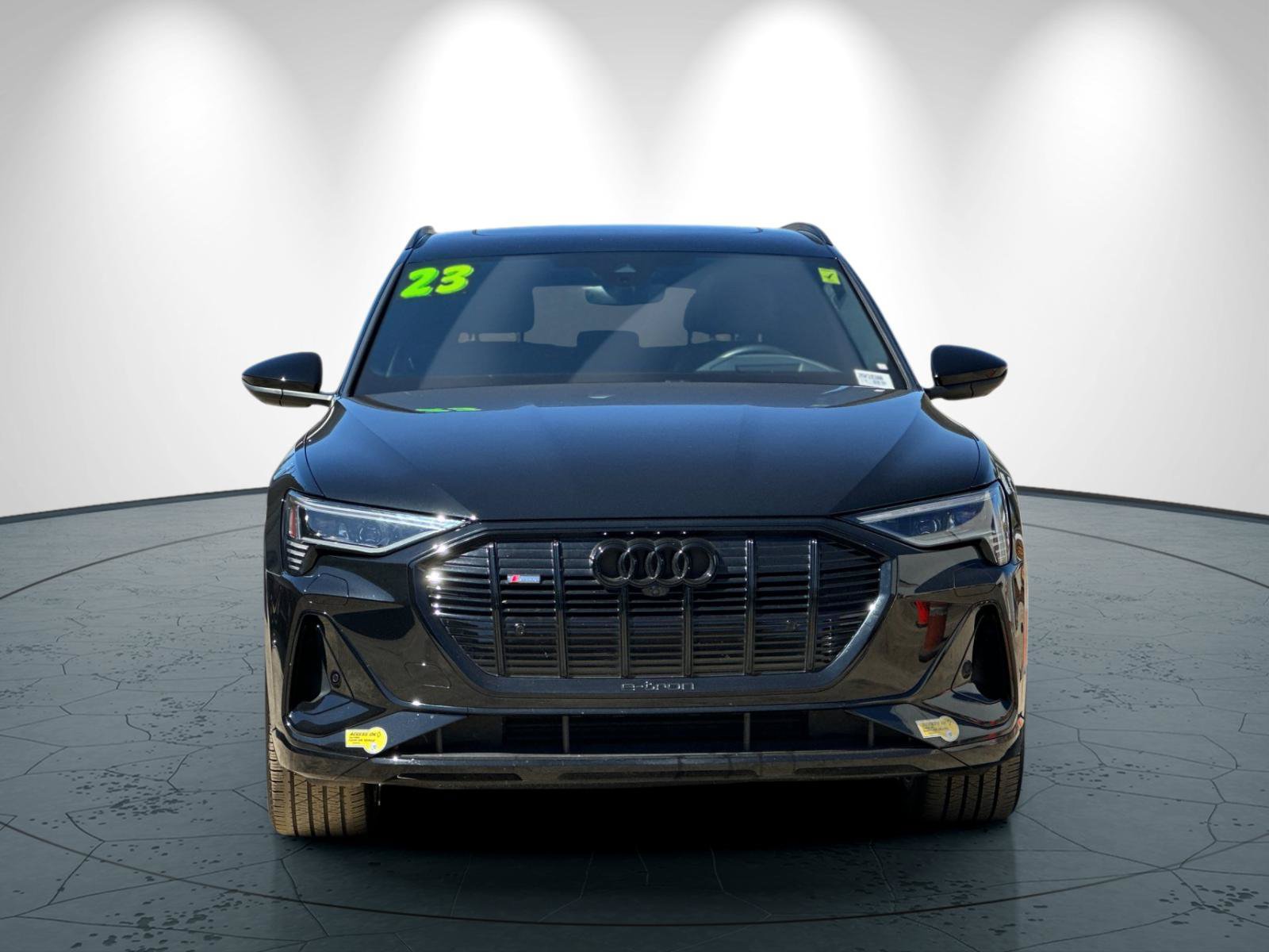 Used 2023 Audi e-tron Chronos AWD/4WD image 9
