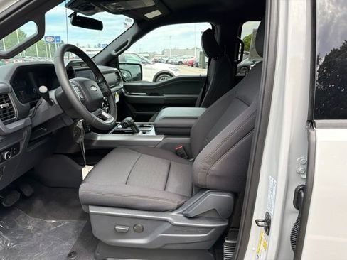 New 2026 Ford F150 XLT w/ XLT Black Appearance Package AWD/4WD image 12