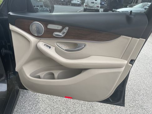 Certified 2020 Mercedes-Benz GLC 300 image 47