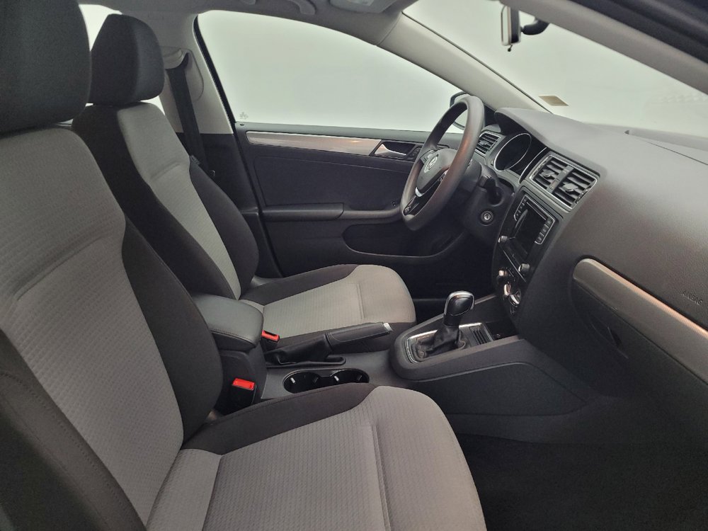 Used 2018 Volkswagen Jetta S w/ Cold Weather Package FWD image 21