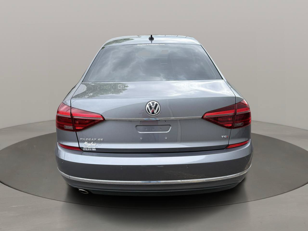 Used 2018 Volkswagen Passat 2.0T SE FWD image 7