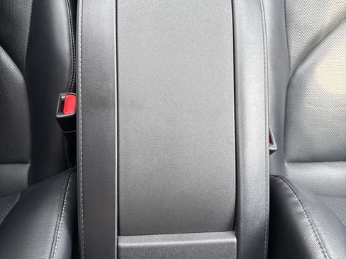 Used 2023 Toyota Highlander Platinum AWD/4WD image 16