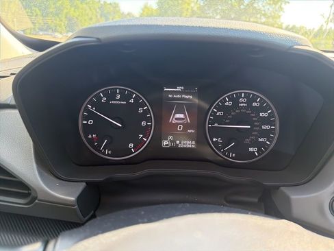 Used 2024 Subaru Crosstrek 2.0i Premium AWD/4WD image 13