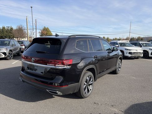 New 2026 Volkswagen Atlas SE image 5