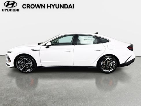 New 2026 Hyundai Sonata SEL FWD image 8