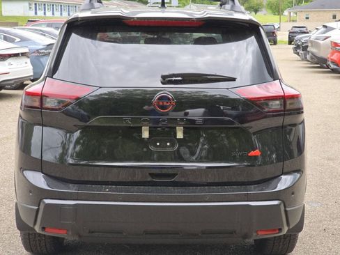 New 2026 Nissan Rogue SV w/ Rock Creek Premium Package AWD/4WD image 8