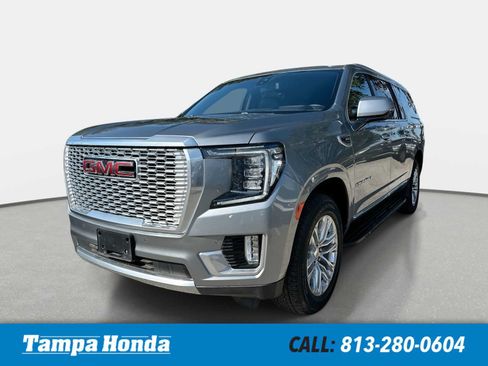 Used 2023 GMC Yukon XL Denali AWD/4WD image 1