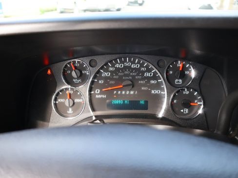 Used 2023 Chevrolet Express 3500 LS RWD image 22