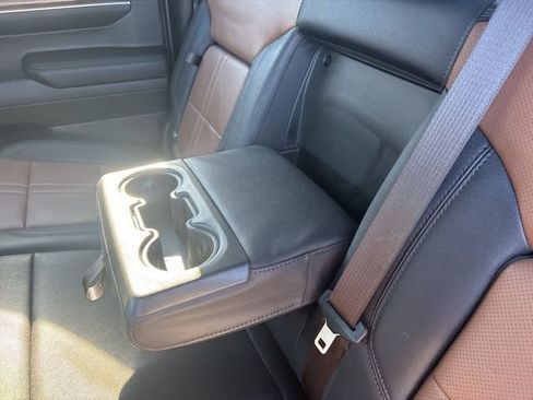 Used 2024 Chevrolet Silverado 1500 High Country image 21