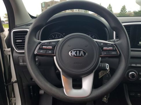 Used 2020 Kia Sportage LX FWD image 18