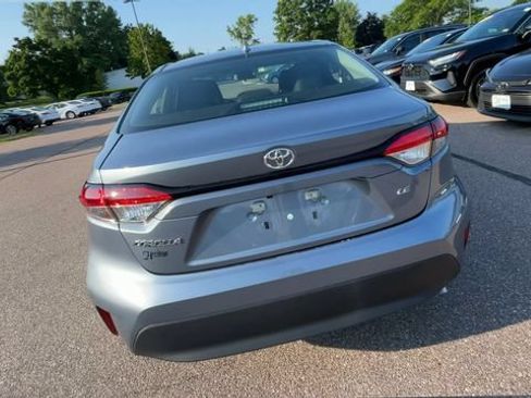 Certified 2024 Toyota Corolla LE w/ LE Premium Package FWD image 3