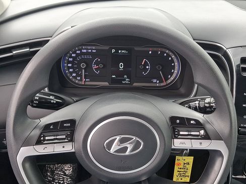 Used 2023 Hyundai Tucson SE FWD image 18