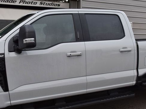 New 2026 Ford F250 XLT w/ XLT Premium Package image 7