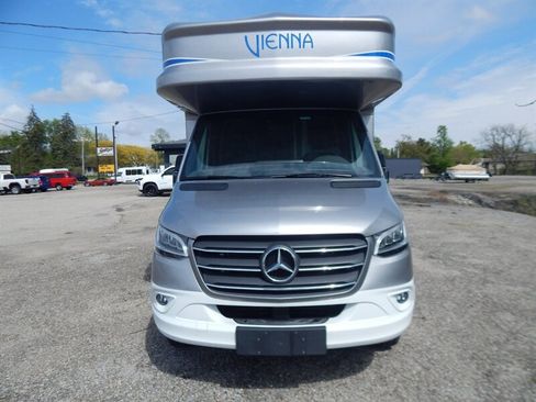 Used 2020 Mercedes-Benz Sprinter 3500 image 14