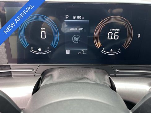 Used 2024 Hyundai Kona SEL AWD/4WD image 34