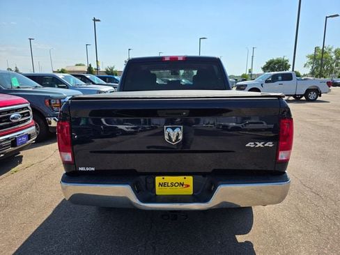 Used 2017 RAM 1500 ST w/ SXT Appearance Group AWD/4WD image 10