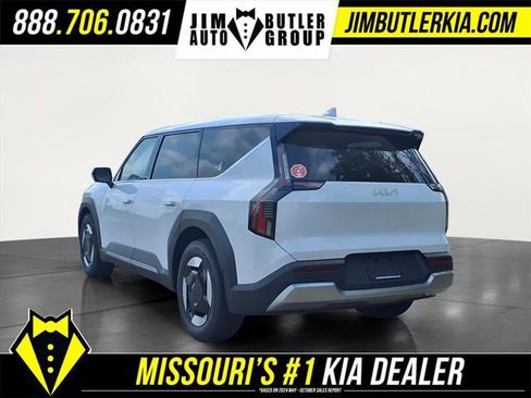 New 2026 Kia EV9 Light RWD image 4