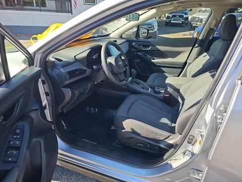 Used 2024 Subaru Crosstrek 2.0i Premium image 10