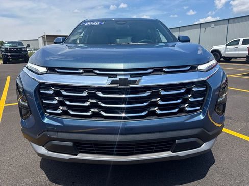 New 2026 Chevrolet Equinox LT w/ Convenience Package II FWD image 9