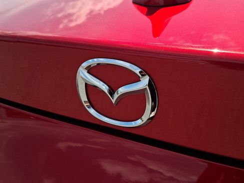 Used 2017 MAZDA MX-5 Miata RF Grand Touring RWD image 29