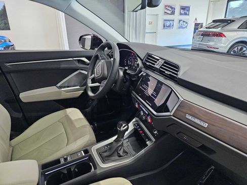 New 2025 Audi Q3 2.0T Premium w/ Convenience Package image 12