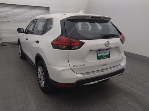 Used 2017 Nissan Rogue S AWD/4WD image 5