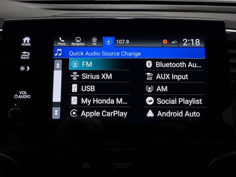 Used 2022 Honda Pilot Touring image 9