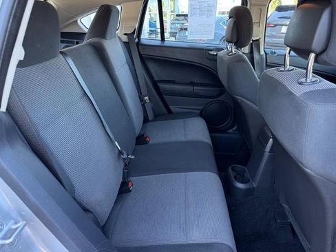 Used 2012 Dodge Caliber SXT FWD image 10