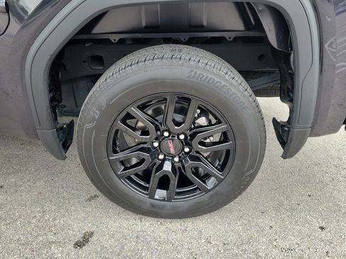 Used 2024 GMC Sierra 1500 Elevation AWD/4WD image 27