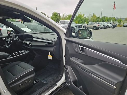 New 2025 Buick Enclave Sport Touring w/ Super Cruise Package image 12